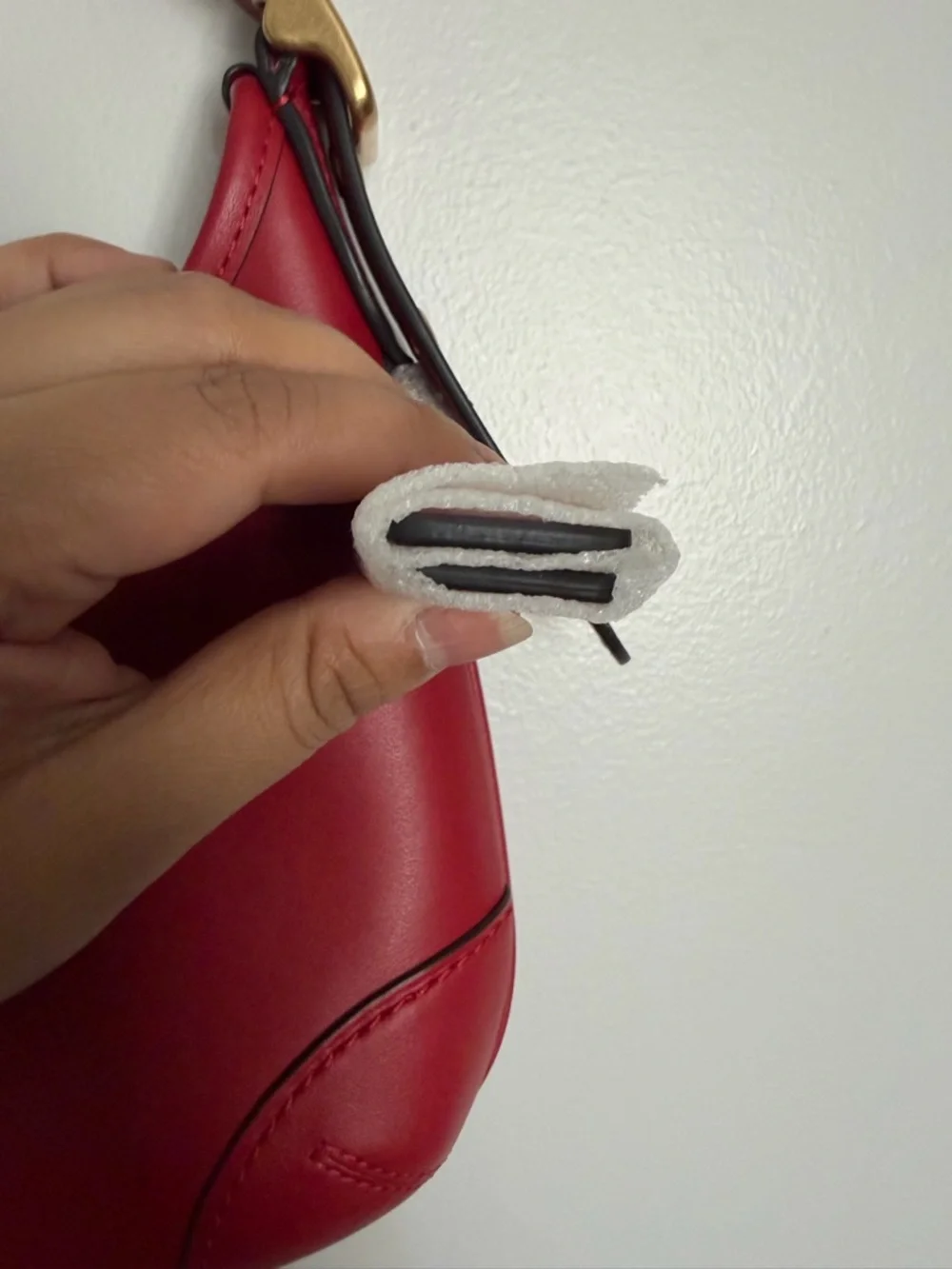 Coach Hamptons Hobo - Red NWT - Picture 5 of 11